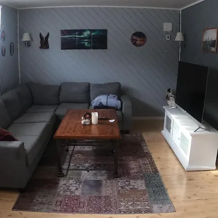 Apartman Komfortabel Pa Veien Mot Nordkapp *